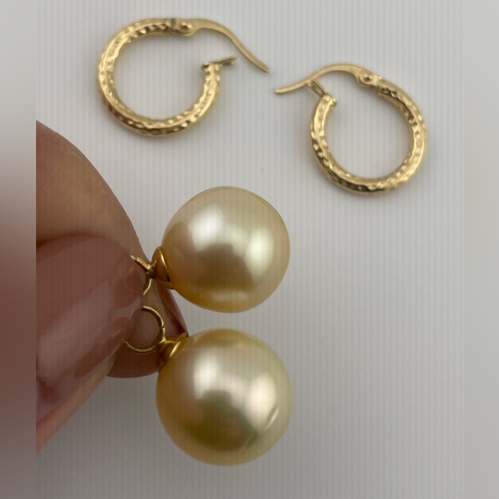 Champagne South Sea Pearl Huggie Earrings Drops 12mm 18k gold - Picture 4 of 15